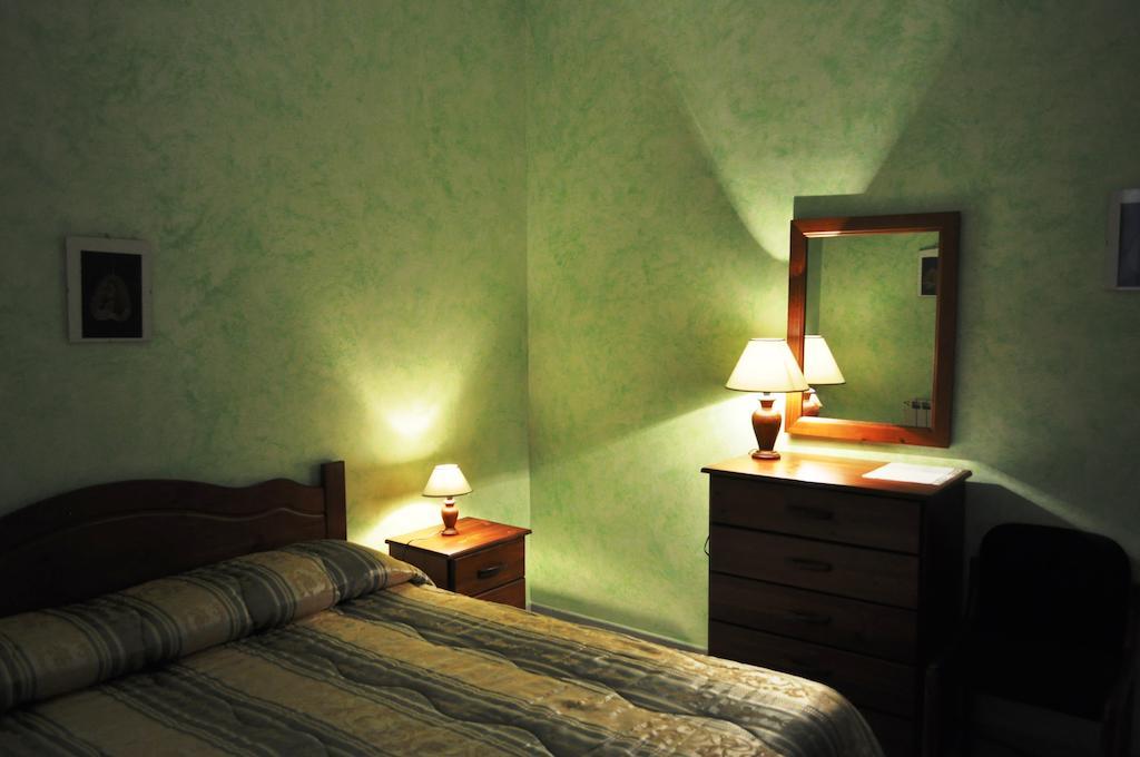 B&B Villa Dagala Santa Venerina Zimmer foto