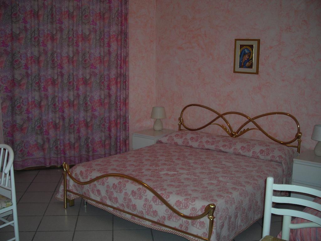 B&B Villa Dagala Santa Venerina Zimmer foto